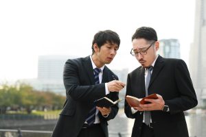 残業なし！パンフレットやマガジンの編集