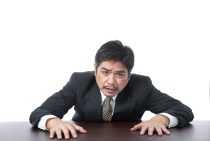 社運をかけたプロジェクトがリークされて絶望する責任者